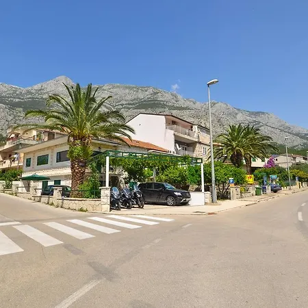Apartman Afrika *