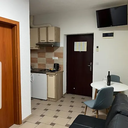 Afrika Apartment Makarska