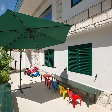 Afrika Makarska