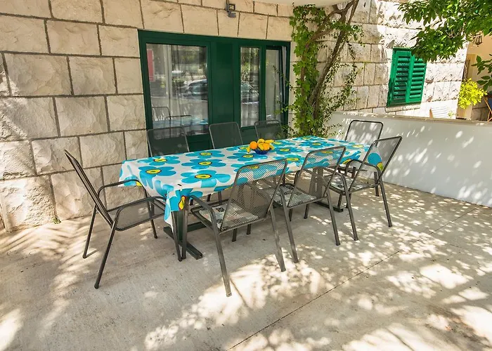 Daire Afrika Makarska